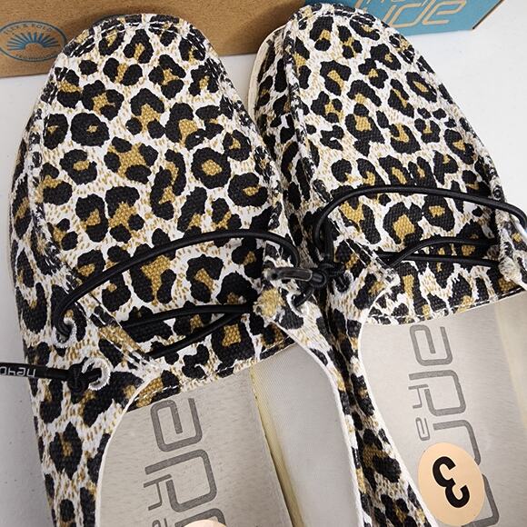 Hey Dude Wendy Youth Cheetah Pink Size 3 NWT - Picture 9 of 9